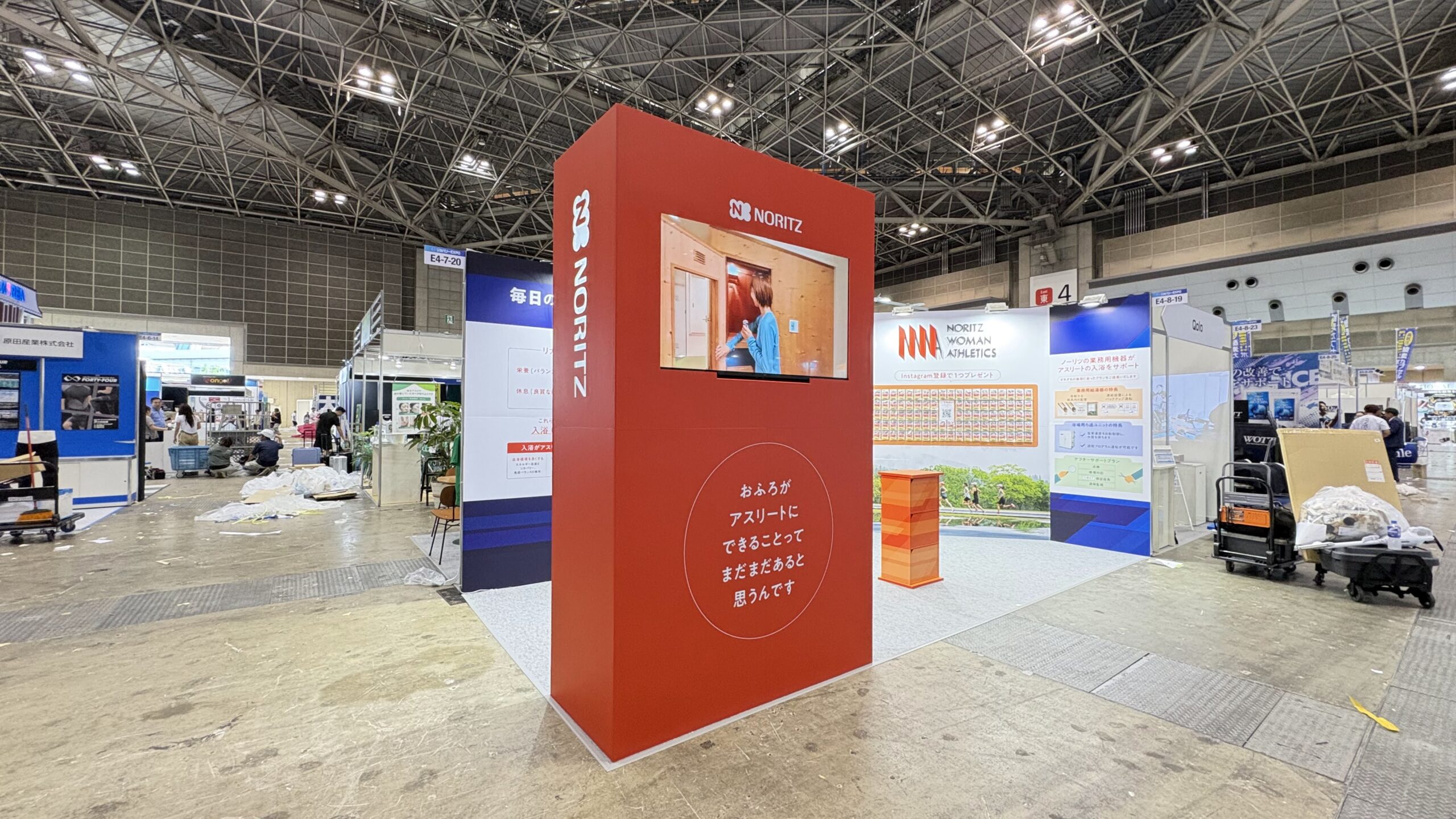 島サイネージ什器 木工＋パネル＋コルトン